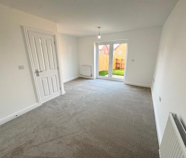 2 bedroom semi-detached house to rent - Photo 1