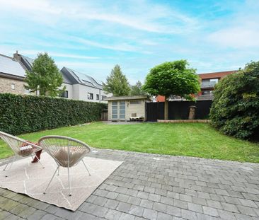 Mooi gelijkvloers appartement met ruime tuin en parking - Photo 3