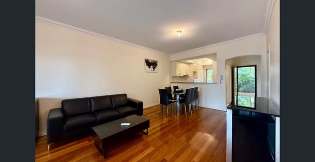 Stunning Marina-View Apartment in Dolphin Quays -Available NOW! - Photo 1