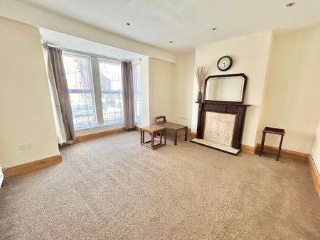 4 bedroom terraced house to rent - Photo 2