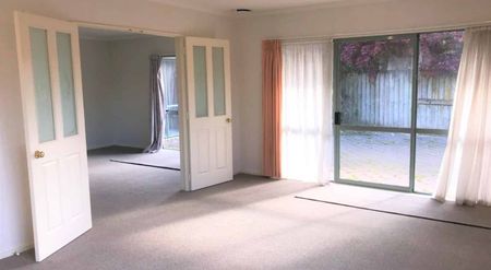 Ideal Home in Sought After Flagstaff - Photo 2