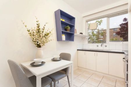 Light and Bright! - Photo 2