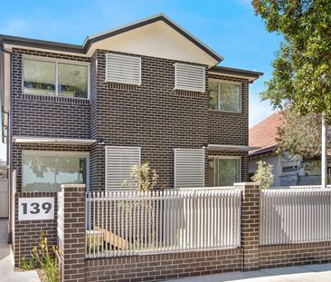 AIR-CONDITIONED FURNISHED STUDIO APARTMENT - WITH OWN PRIVATE COURT... - Photo 5