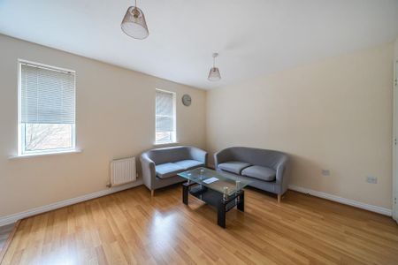 2 bedroom flat to rent - Photo 3