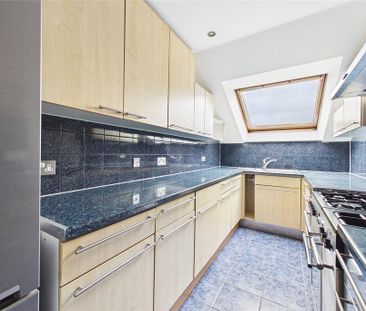 2 bedroom maisonette to rent - Photo 6