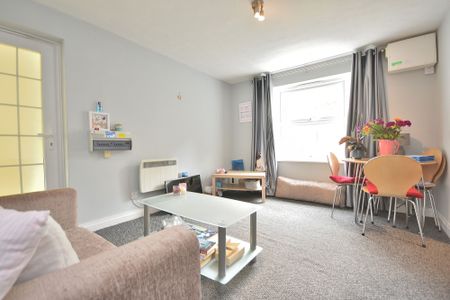 1 Bedroom Flat To Rent, 1 Bedroom  Flat To Rent - Photo 2