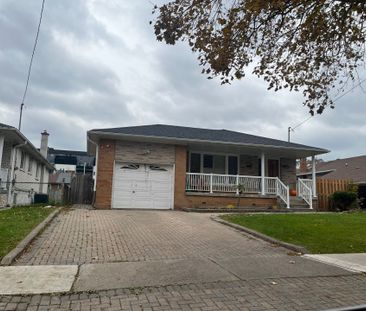 For Lease - 7276 Dellaport Drive, Mississauga, Ontario - Photo 3