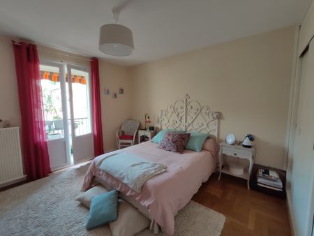 Location Appartement 3 pièces 82m² - Photo 4