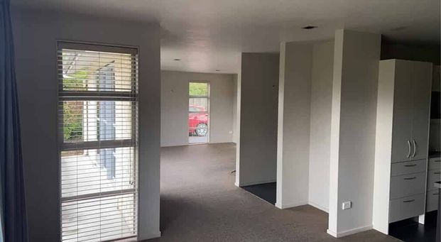 Executive in Springlands - Photo 1