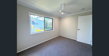 4 Bedroom with Large Yard & Shed - Photo 5