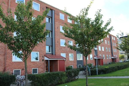 Västra Hindbyvägen 5 B - Foto 4