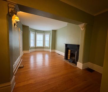 For Lease - 491 Eagle Street Unit# B, Newmarket, Ontario - Photo 5