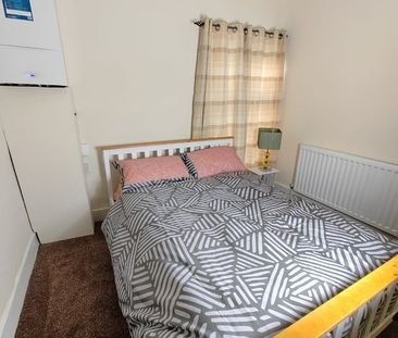 2 Bed Terraced House, Morecambe Street, L6 - Photo 3