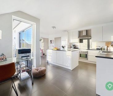 Luxe villa-appartement met dubbele garage en prachtig uitzicht in K... - Photo 5