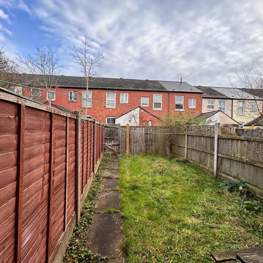 2 bedroom house to rent - Photo 1