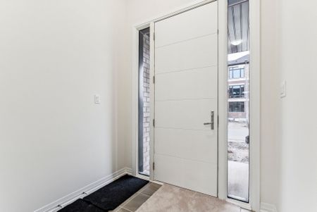 For Lease - 102 Turnberry Lane, Barrie, Ontario - Photo 5