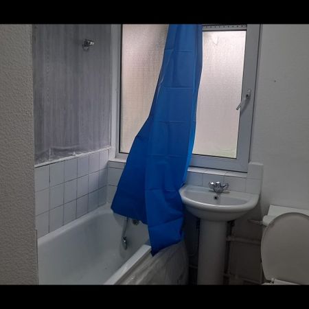 Studio Flat, Modling House, E2 - Photo 3