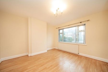 3 bedroom house to rent - Photo 3