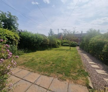 2 bedroom House To Let - Photo 4