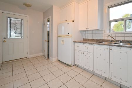For Lease - 12 Coniston Road, Toronto, Ontario - Photo 2
