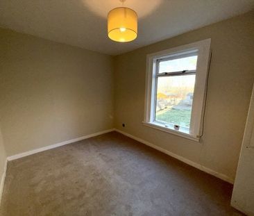 Quarrybrae Street, Glasgow, G31 - Photo 3