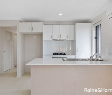 Low Maintenance living! - Photo 3