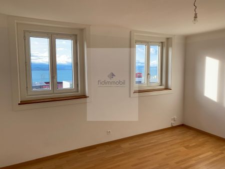 APARTMENT NEAR ALL AMENITIES WITH LAKE VIEW - Photo 3