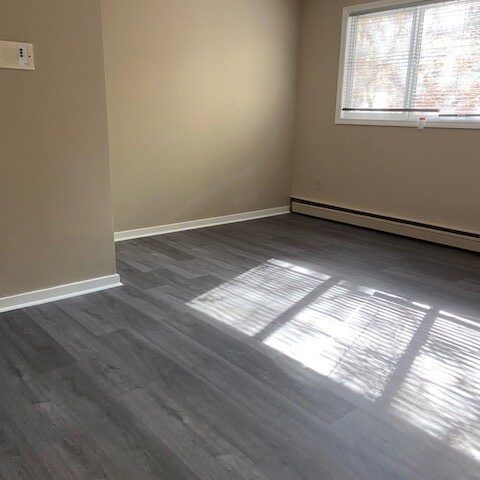1 BDRM/1 BATH - 422 4TH AVE N - Available NOW! *RENT SPECIAL* - Photo 1