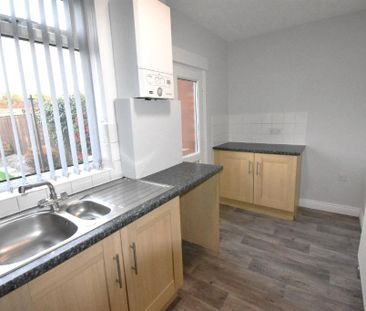 2 bedroom terraced house to rent - Photo 6