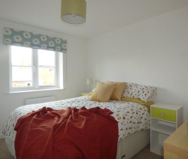 3 bedroom semi-detached house to rent - Photo 5