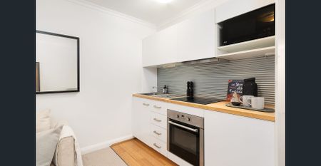 Resort Style Surry Hills Studio with Parking - Photo 3