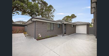 BRAND NEW ULTRA MODERN FREE STANDING VILLA STYLE HOME!! - Photo 5