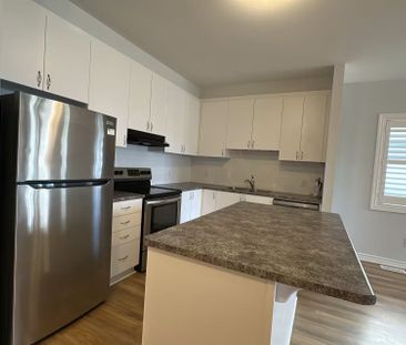 For Lease - 123 Anthracite Private, Barrhaven, Ontario - Photo 6