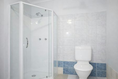 FRESH HILLTOP HOME - Photo 4