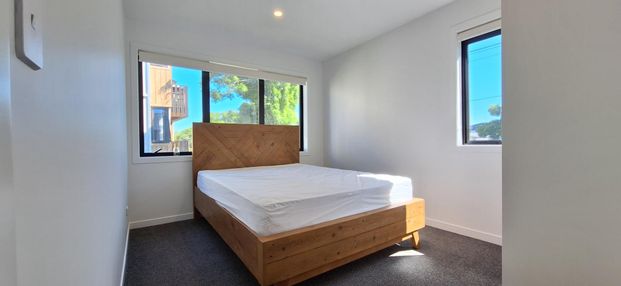 Near new townhouse at Mt Albert - Photo 1