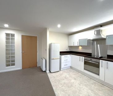 2 bedroom flat to rent - Photo 5