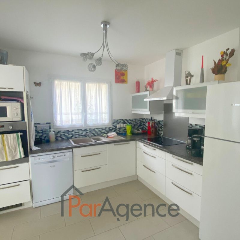 A LOUER MESCHERS-SUR-GIRONDE MAISON T5 MEUBLEE - Photo 1