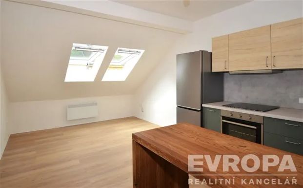 Pronájem bytu 2+kk, 41 m - Photo 1