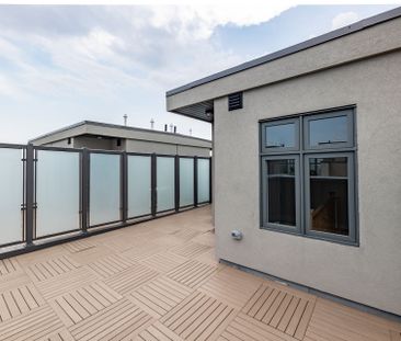 For Lease - 717 Lawrence Avenue Unit# 36, Toronto, Ontario - Photo 1