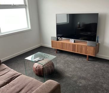 Bentleigh East - Photo 2