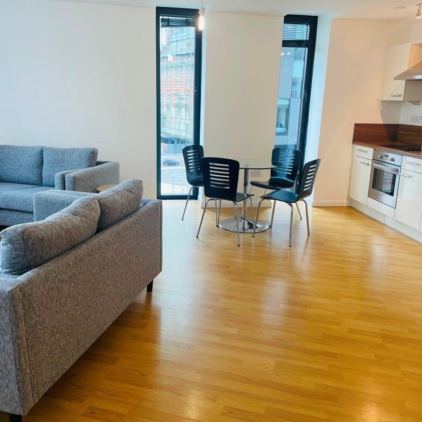 2 Bed Flat, Mann Island, L3 - Photo 1