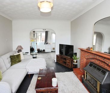 3 bedroom terraced house to rent - Photo 4