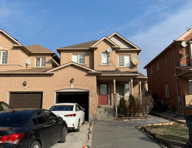 For Lease - 7 Arabia Gate, Brampton, Ontario - Photo 1