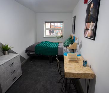 🤩 Student House Share 🤩 Room 1 - Photo 4