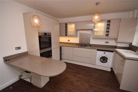2 bedroom bungalow to rent - Photo 3