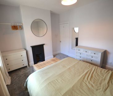 3 bedroom terraced house to rent - Photo 6
