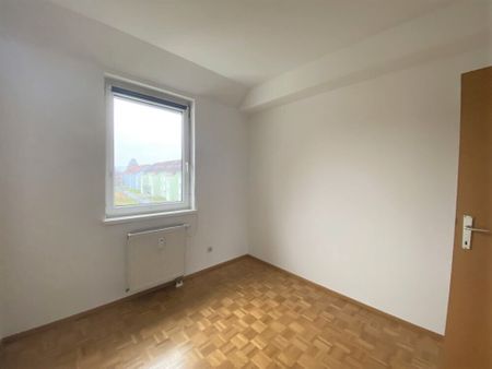 Perfekt aufgeteilte 4-Zimmer-Maisonette-Wohnung mit einer Galerie, Balkon, Dachterrasse und KFZ-Abstellplatz – PROVISIONSFREI! - Photo 5