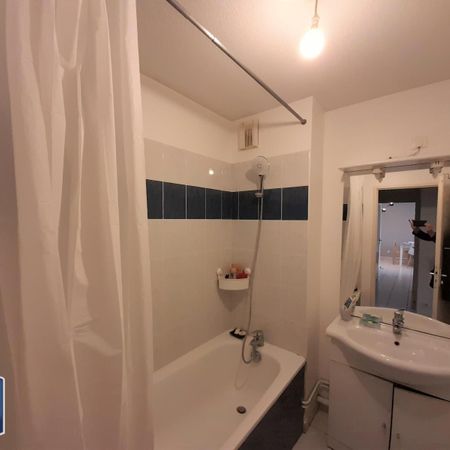 Location Appartement 2 pièces 44m² CHOLET 49300 - Photo 4