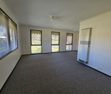 17 Sapphire Circuit - Photo 2