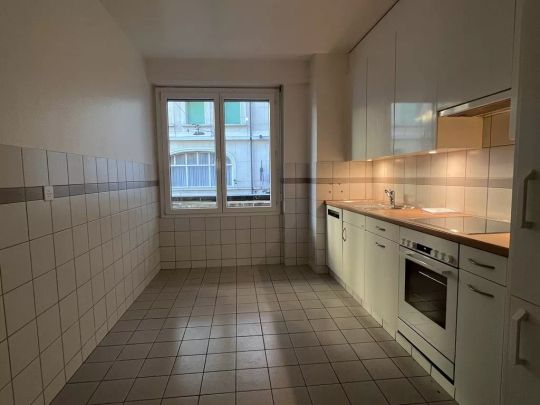 Bel appartement rafraichi de 3.5 pièces - Quartier gare - Foto 1